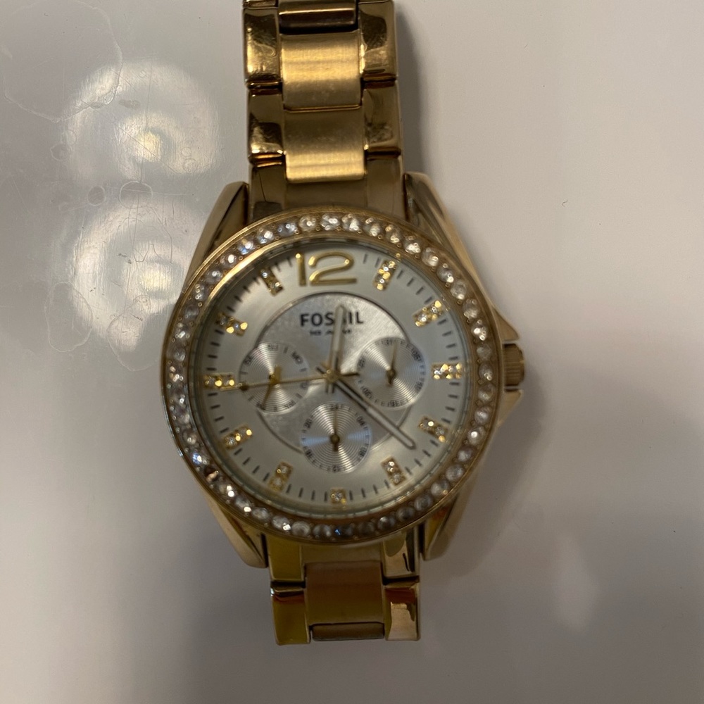 Fossil watch